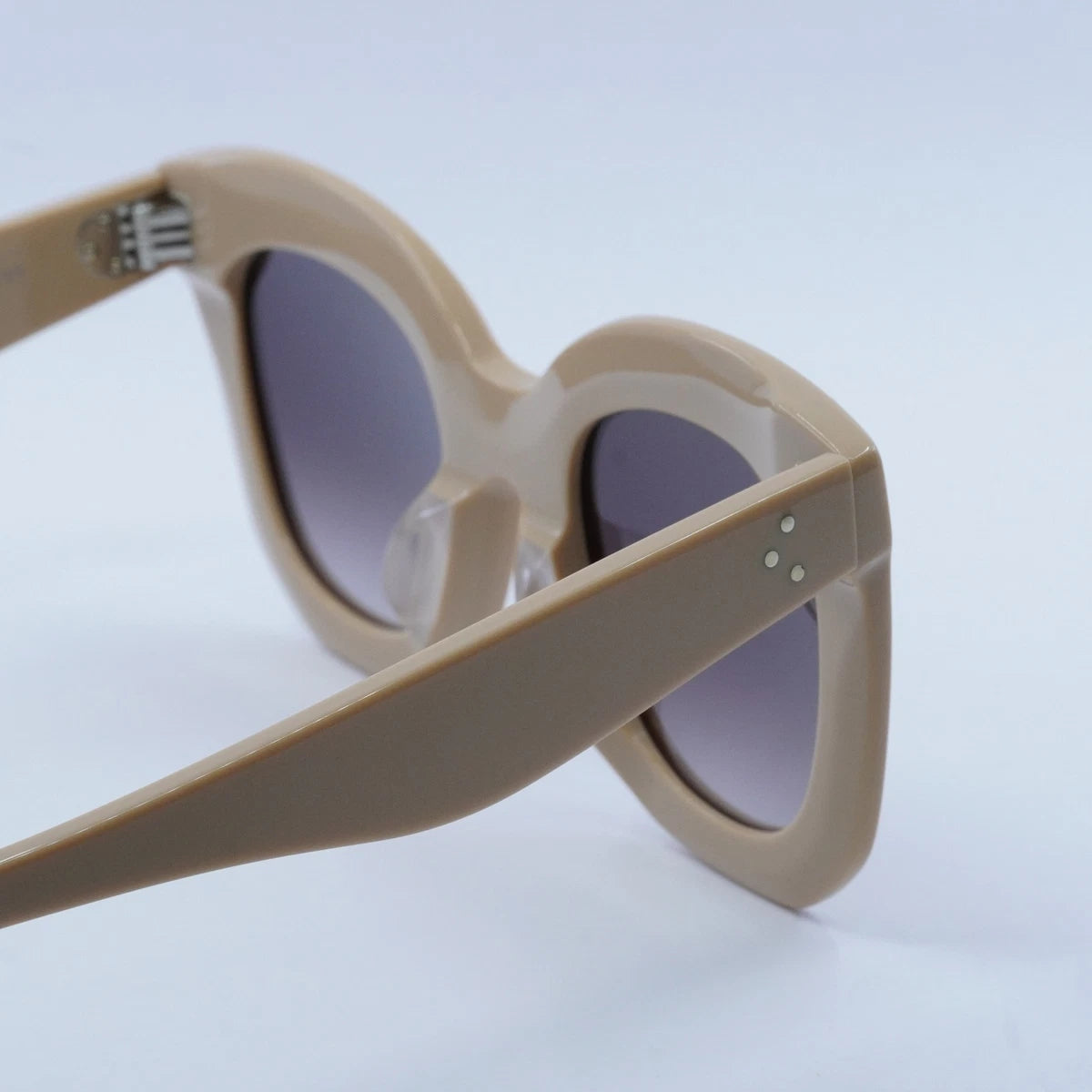 CL4005FN 57Z Beige/Gradient Violet 49-25-145 Sunglasses
